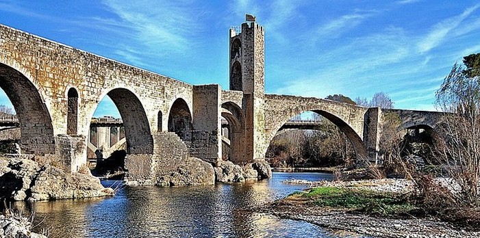 Pueblos de españa-Besalú