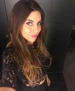 Wag - Melissa Jiménez