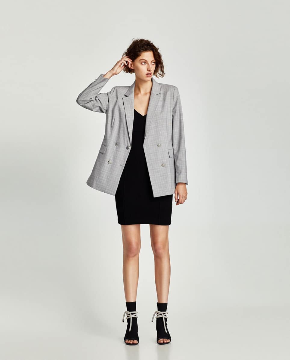 5 prendas que no pueden faltar en tu armario este otoño 2017.