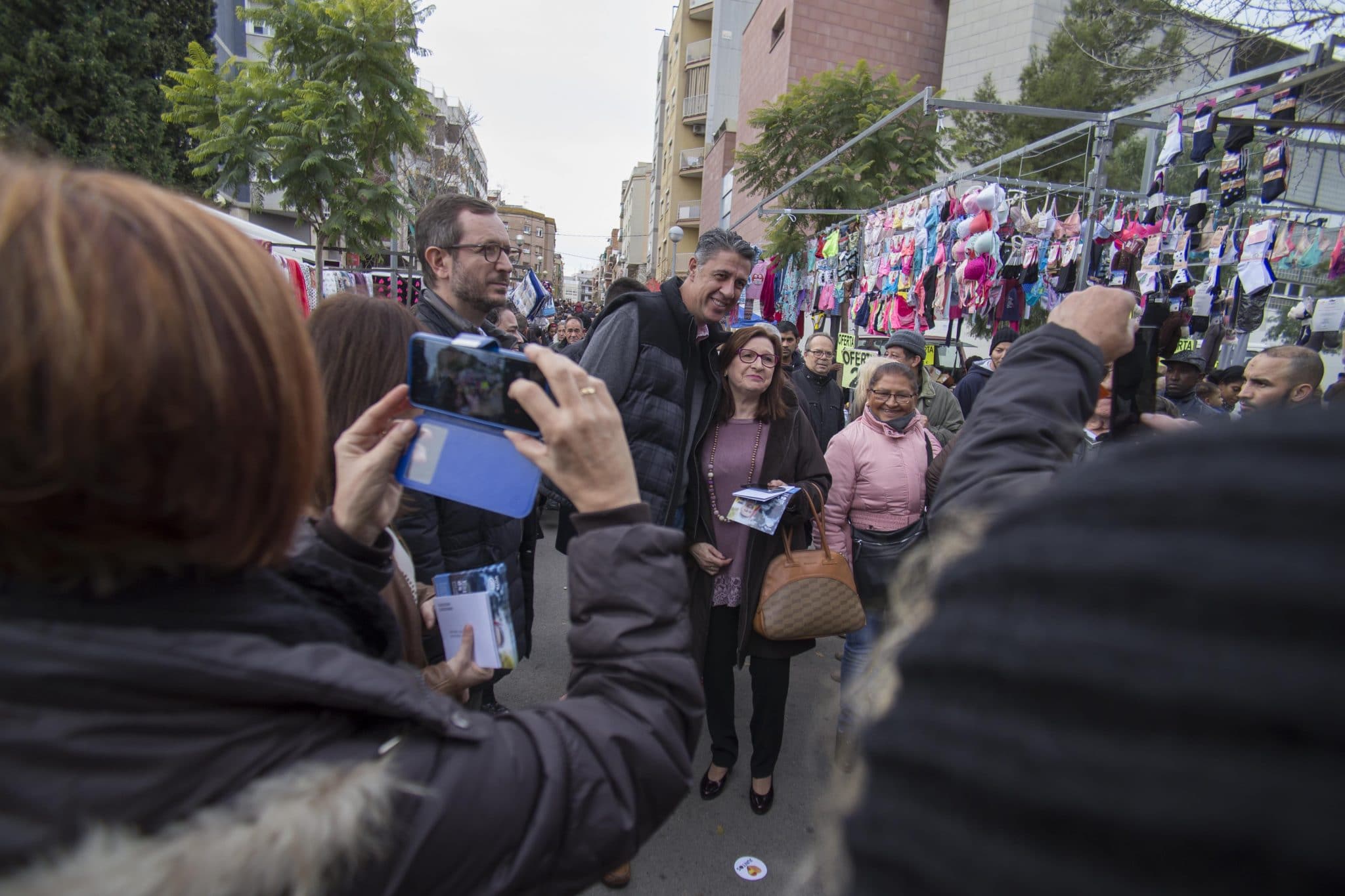 Elecciones Catalanas: Xavier García Albiol pide a los catalanes "que den un portazo al independentismo"