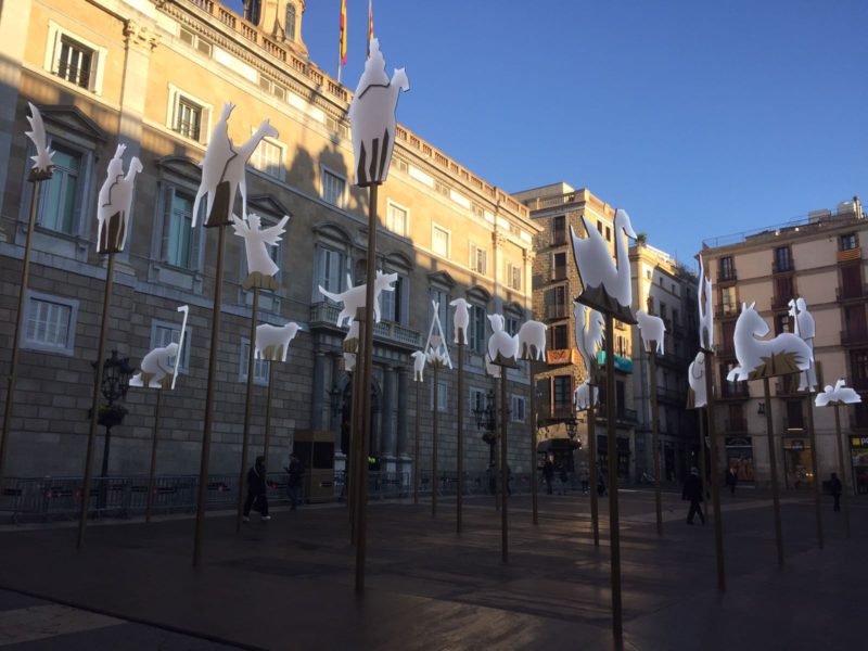 Indignación por el Belén flotante de Ada Colau
