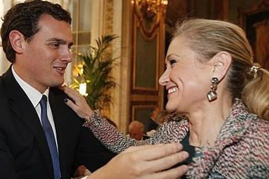 ¿Se confunde Albert Rivera en pedir la dimisión de Cristina Cifuentes?