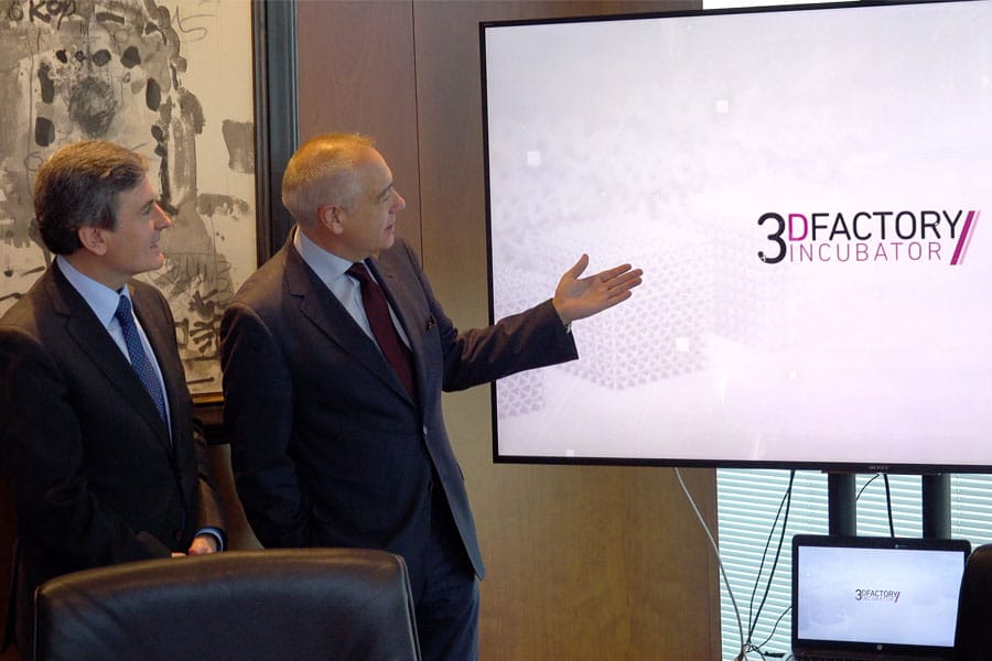 EL CZF presenta al Secretario de Estado, Pedro Saura el 3DINCUBATOR Y DFACTORY de Barcelona