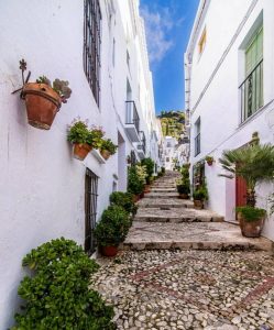 Los 7 pueblos con más encanto para visitar en Semana Santa 2019