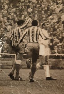 Jorge Mendonça acaba con la imbatibilidad del Real Madrid. Foto de la celebración del gol