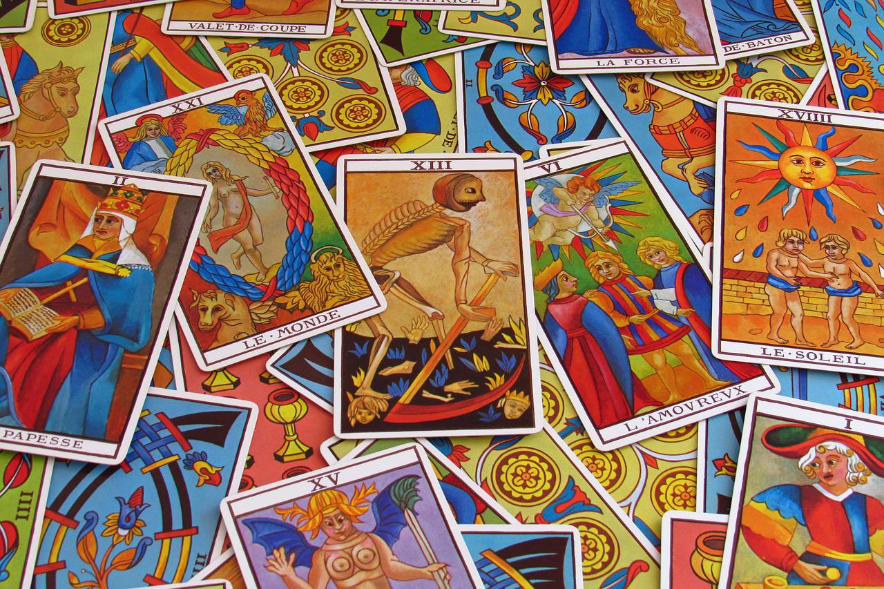 Estafas en el Tarot: ¿ cómo se pueden evitar?